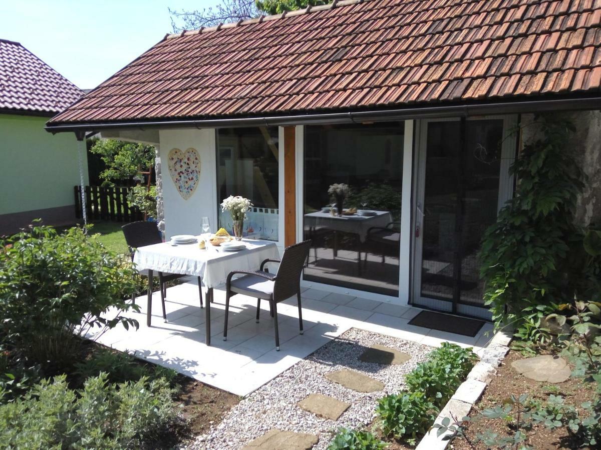 Tiny House With A Big Heart Villa Postojna Dış mekan fotoğraf